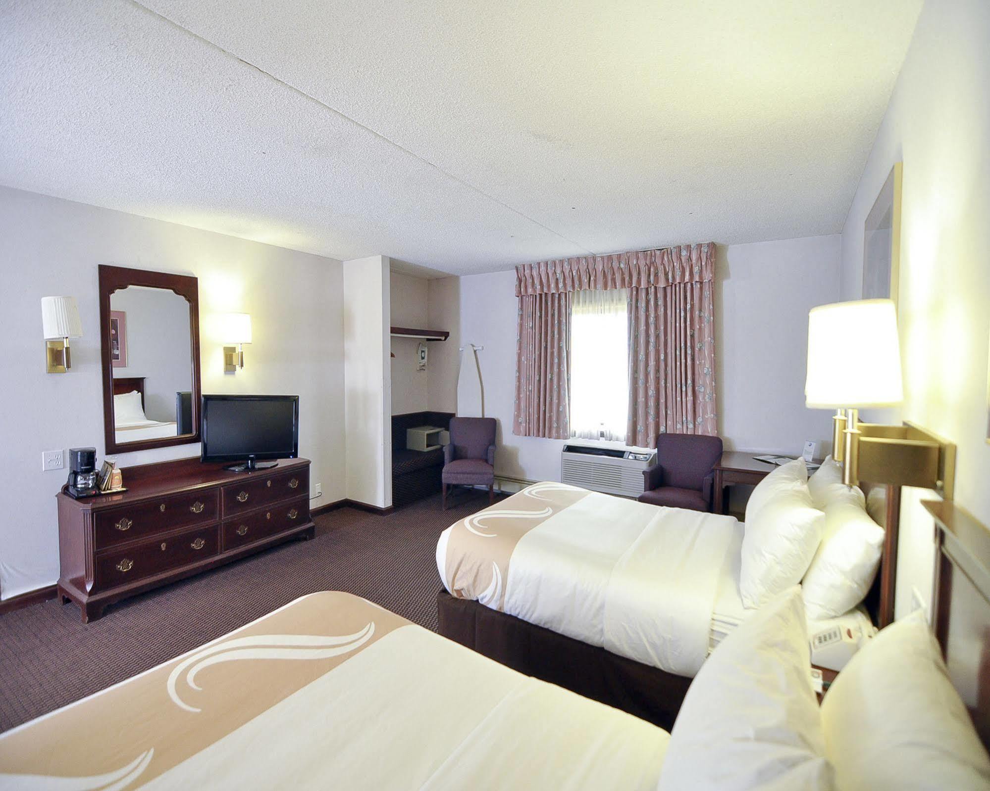 Quality Inn Milan-Sandusky Экстерьер фото