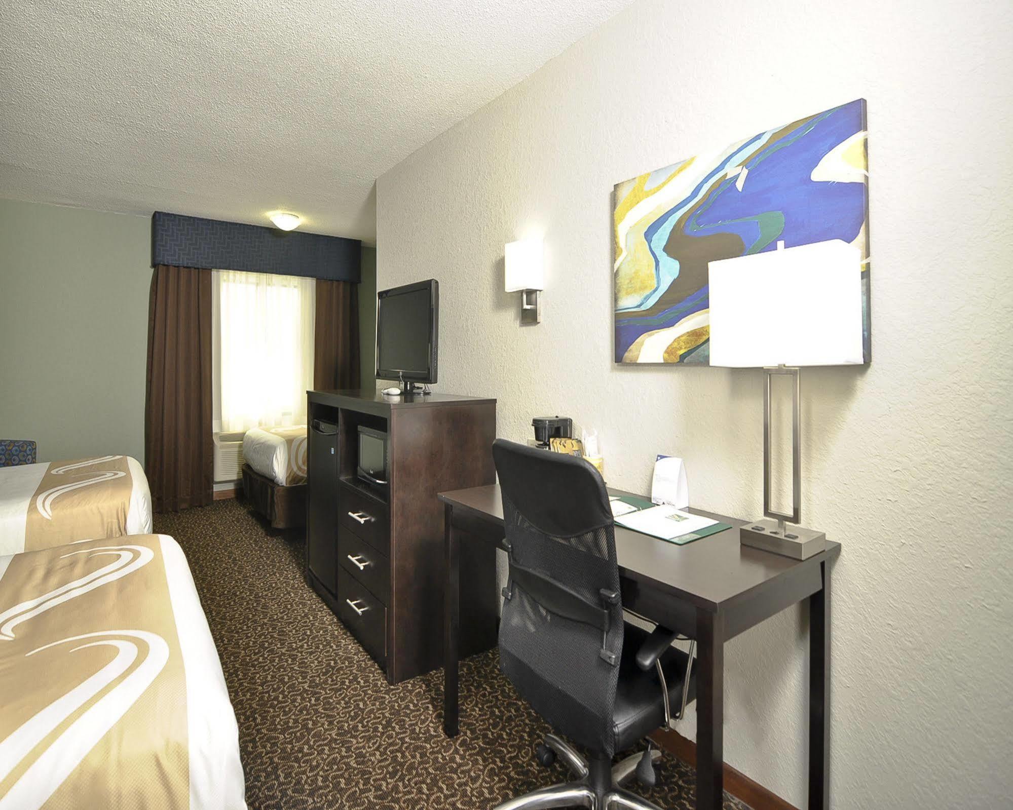 Quality Inn Milan-Sandusky Экстерьер фото