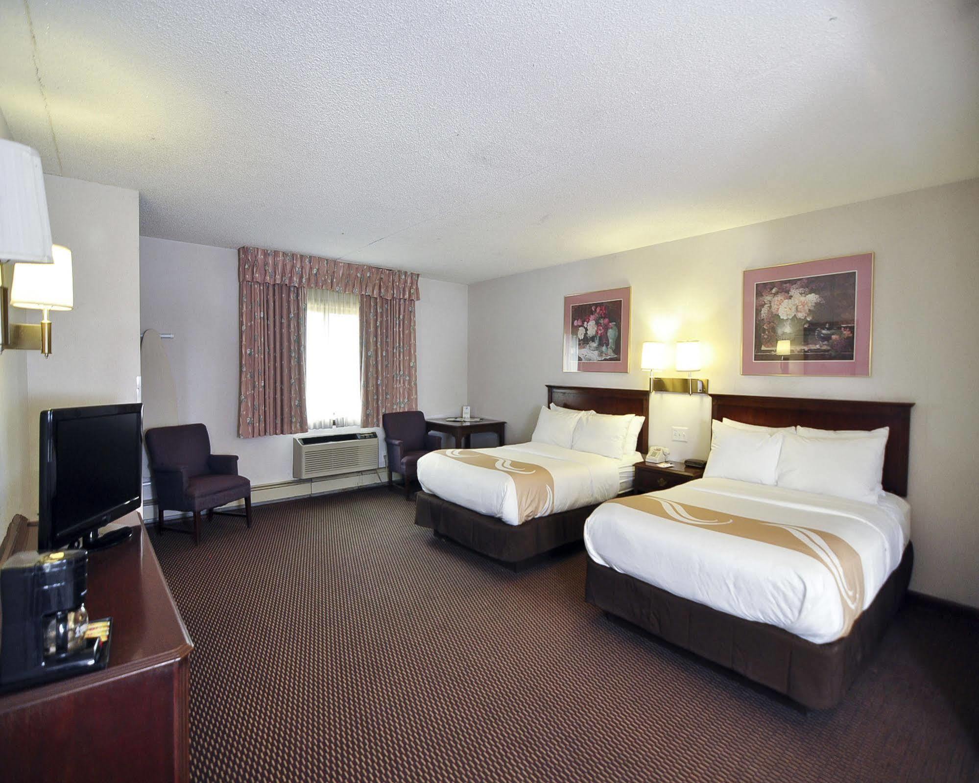 Quality Inn Milan-Sandusky Экстерьер фото